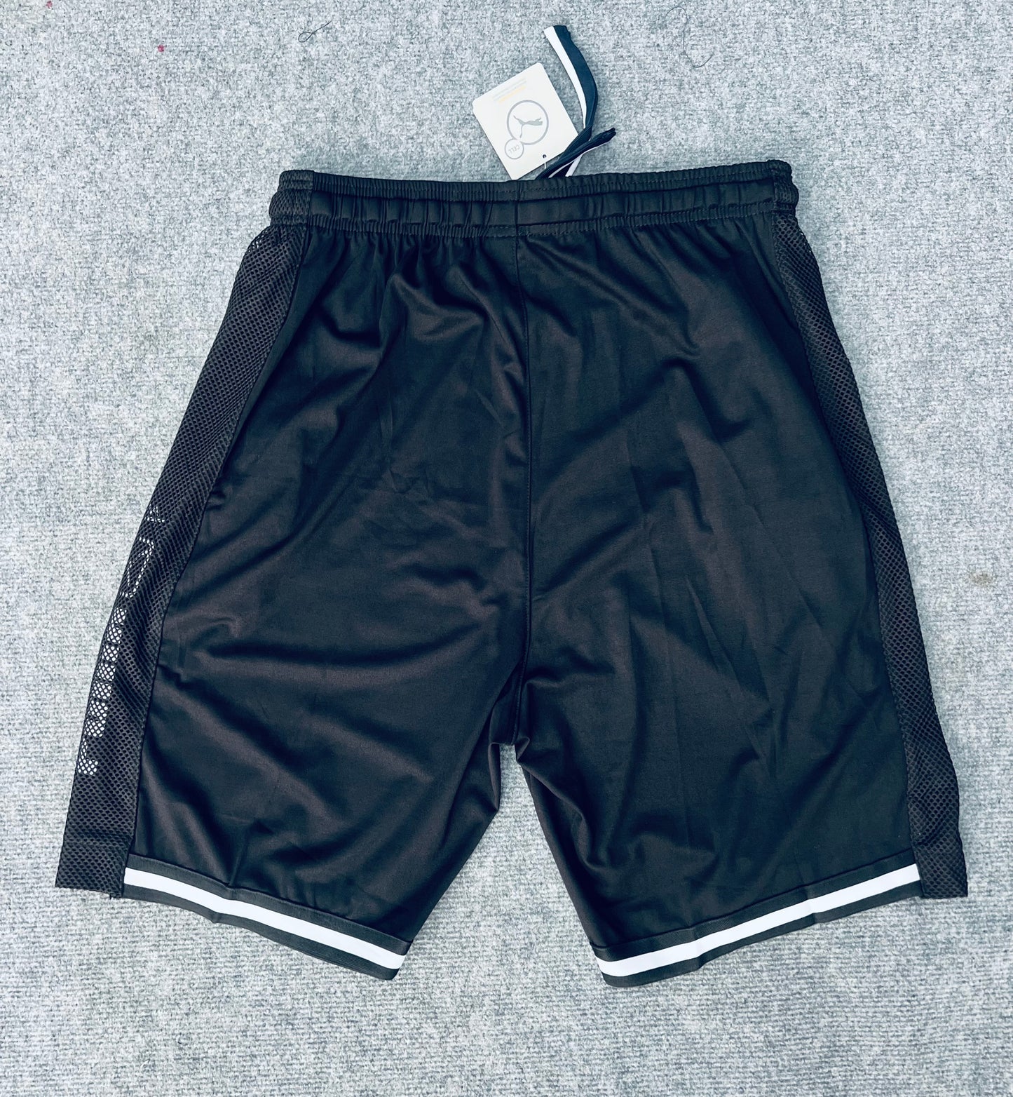 Short loisir Puma noir (bande blanc) avec fermeture SSMSP07