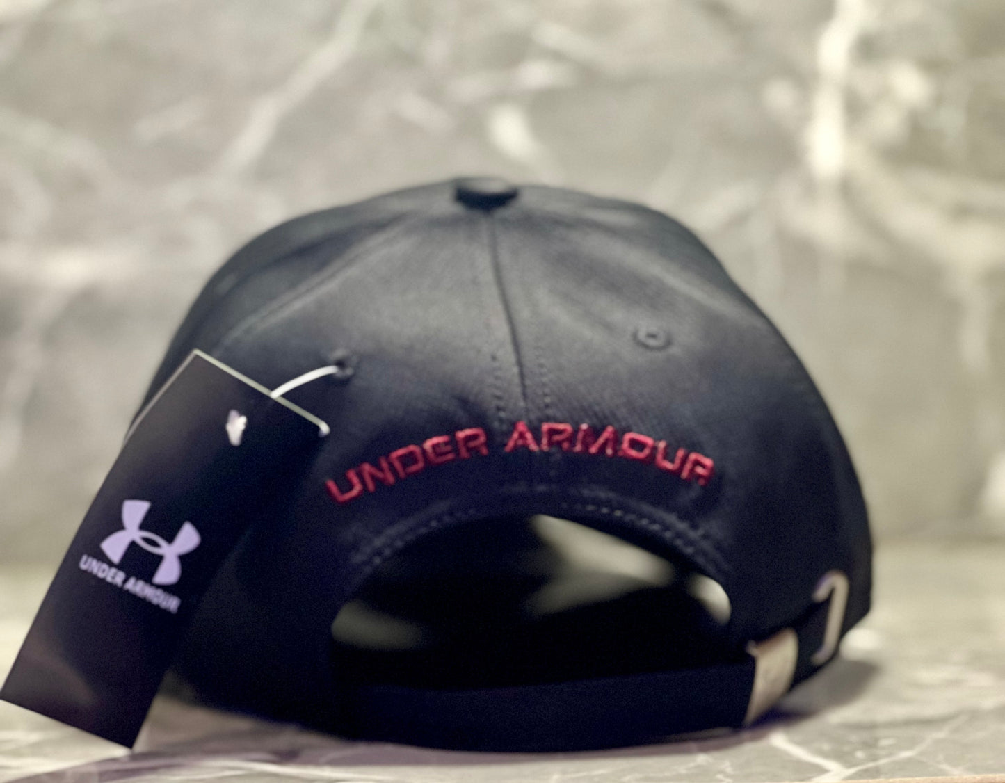 Casquette Under Armour Noir/Rouge MSCUA03