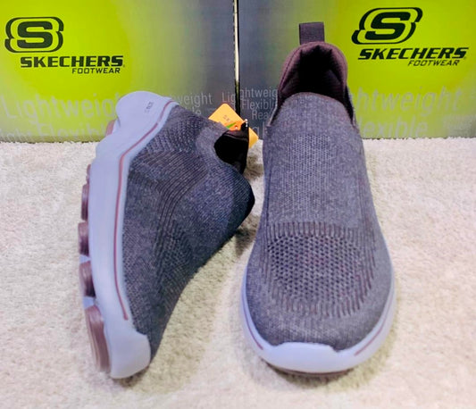 Chaussure Skechers ultra go (Marron) Étirer