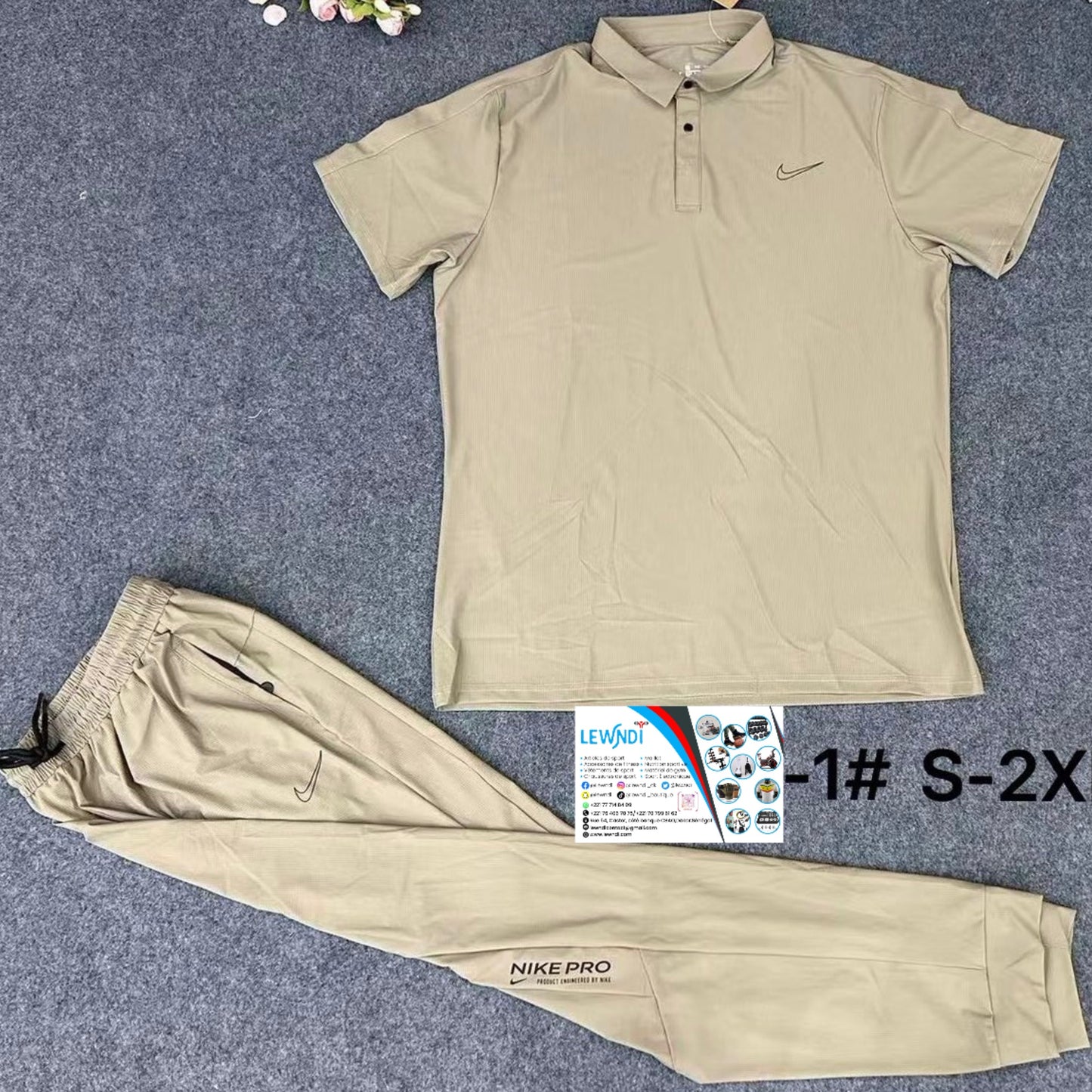 Ensemble classique col roulé avec pantalon (Beige) Nike ECPMS05