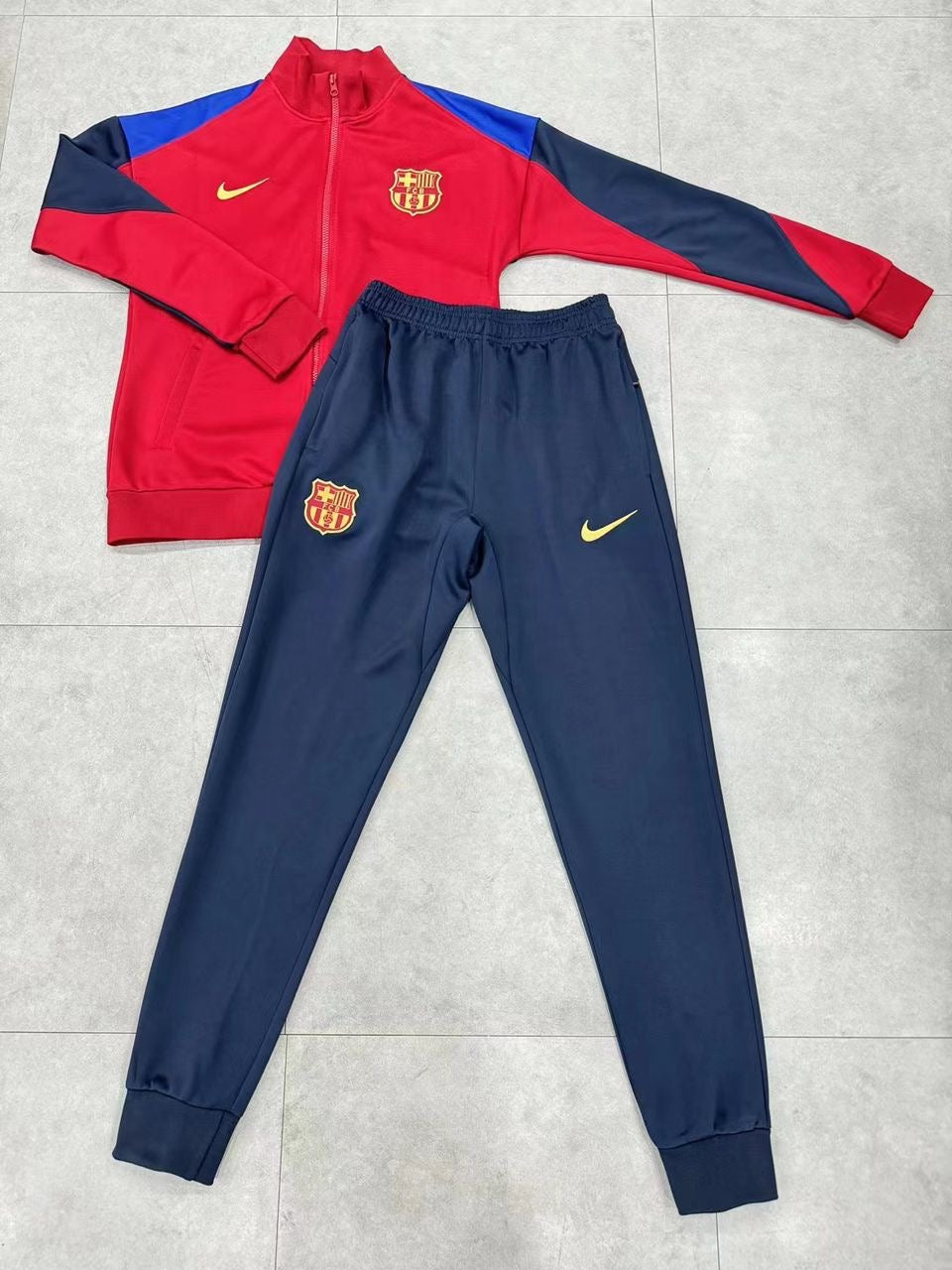 Ensemble Survêtement FC Barcelona (Rouge/Bleu) Saison 2024-2025