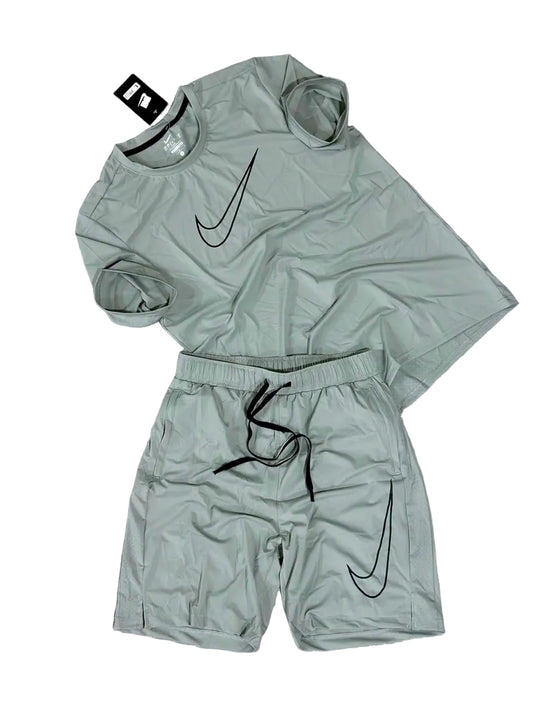 Ensemble sport (Ni-ke Swoosh) – T-shirt & Short avec fermeture (Vert) ETFSTSN01