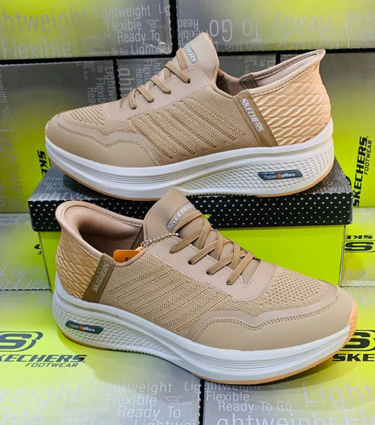 Chaussure Skechers (Arch) avec lacets Beige