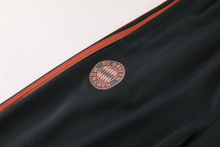 Ensemble Survêtement FC Bayern (Noir/Rouge/Vert) Saison 2025