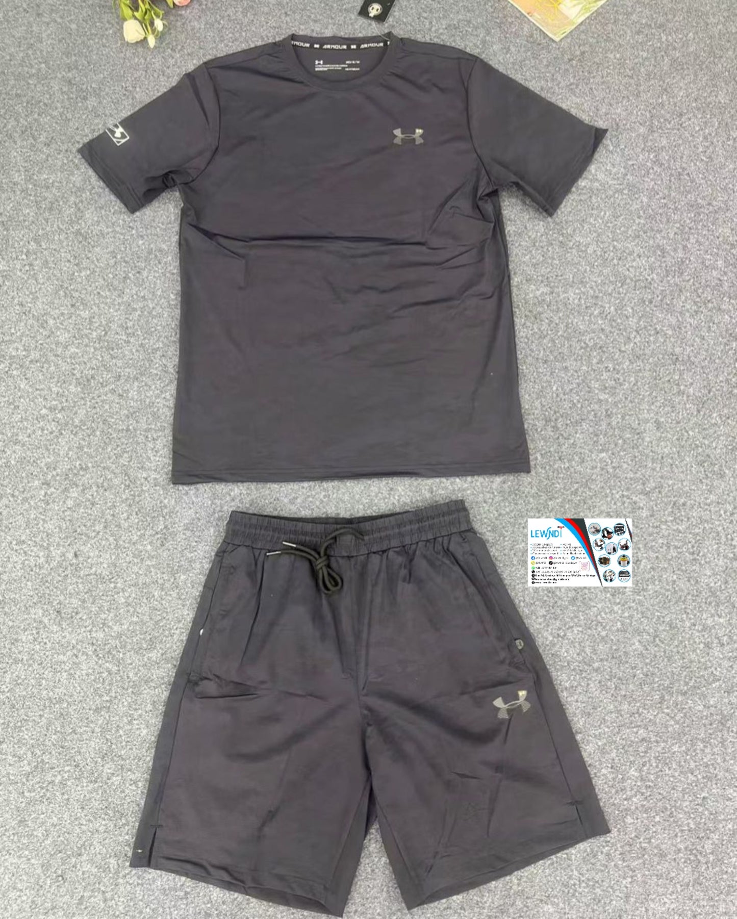Ensemble T-shirt UA plus Short avec fermeture (Marine) MSTSUAS05