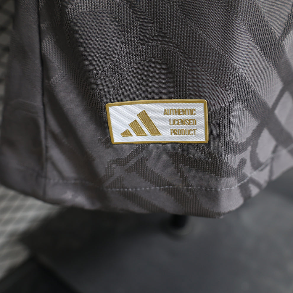 Maillot Football Réal Madrid (Troisième) Saison 2024-2025