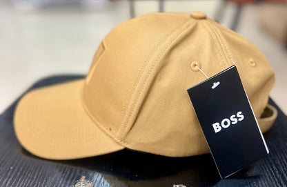 Casquette Boss (carré) Doré Ajustable – Logo Brodé | Unisexe