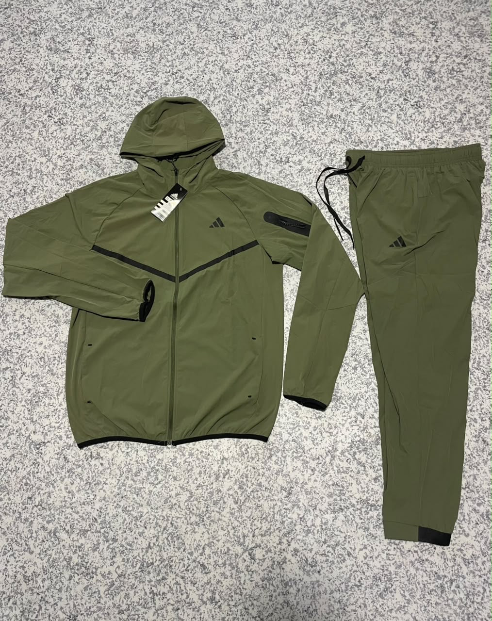 Ensemble Survêtement fitness Adi-das swoosh avec Capuche Vert