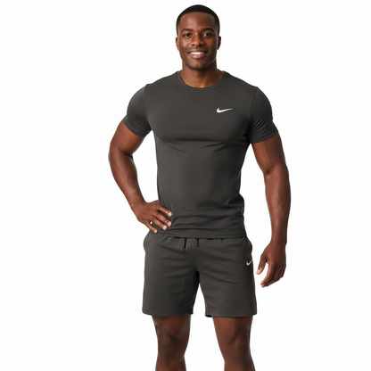 Ensemble de sport Nike Unisexe – T-shirt & Short (Marron)
