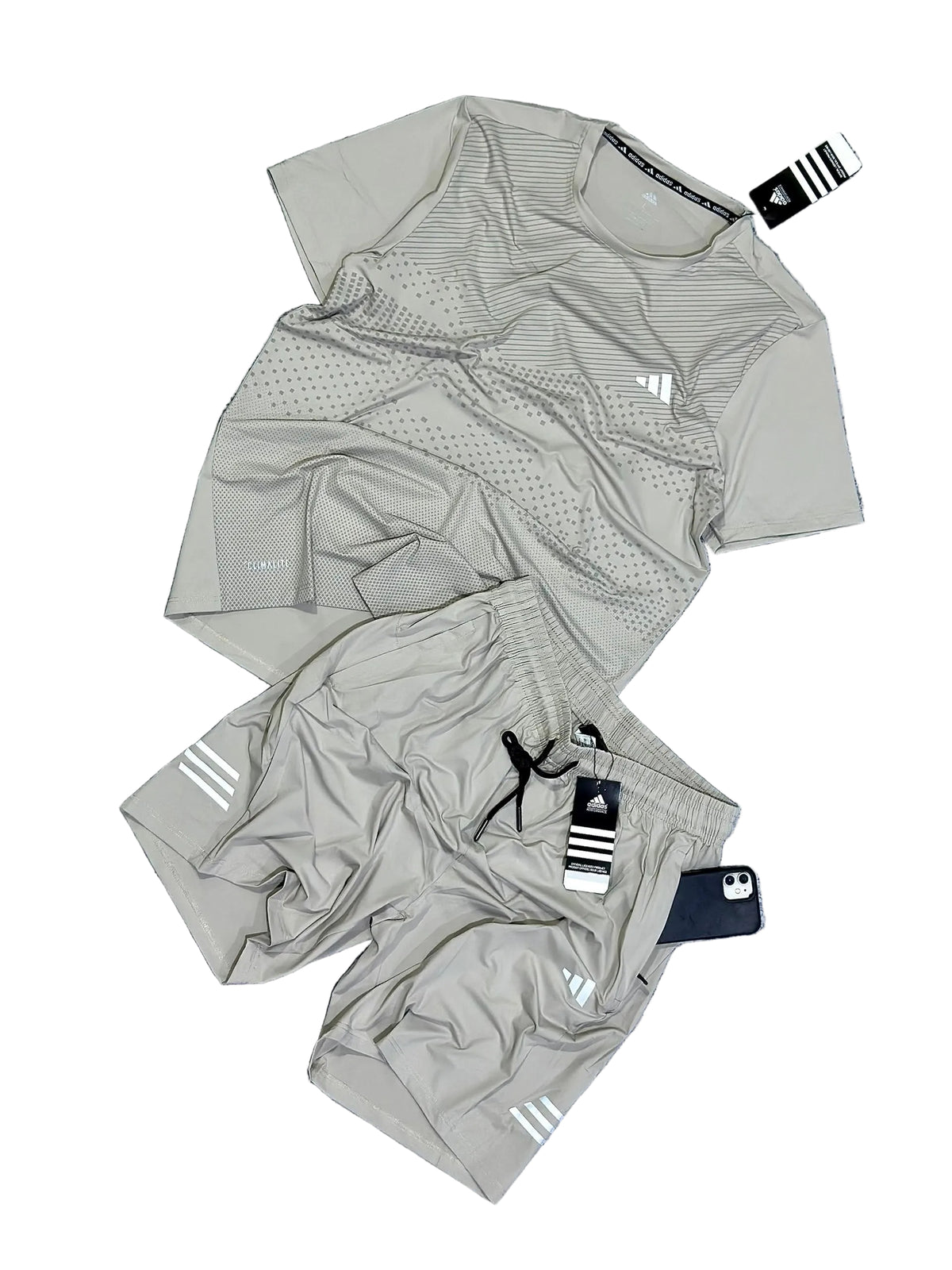 Ensemble de T-shirt et Short Unisexe Adi-das (Climalite) Sport confort Beige