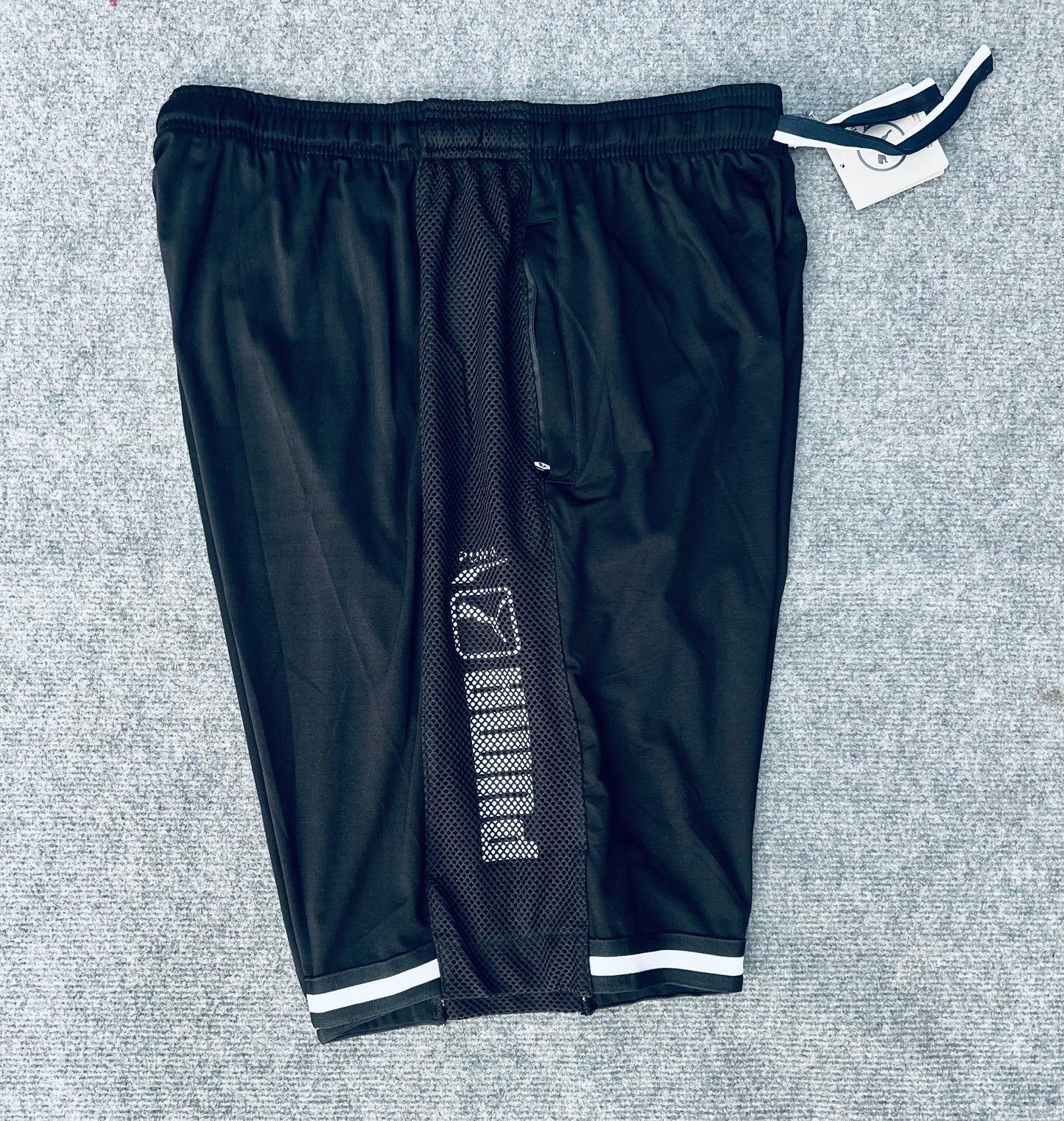 Short loisir Puma noir (bande blanc) avec fermeture SSMSP07