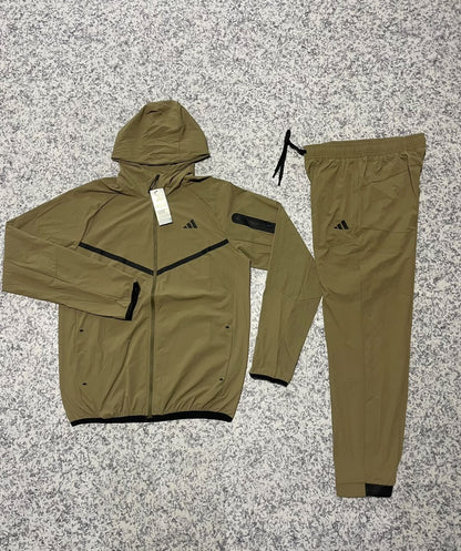 Ensemble Survêtement fitness Adi-das swoosh avec Capuche Marron