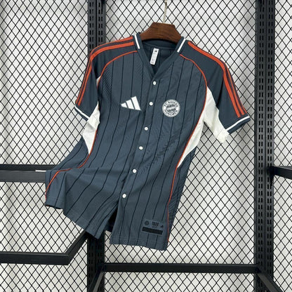 Le maillot de baseball FC Bayern (gris) classique