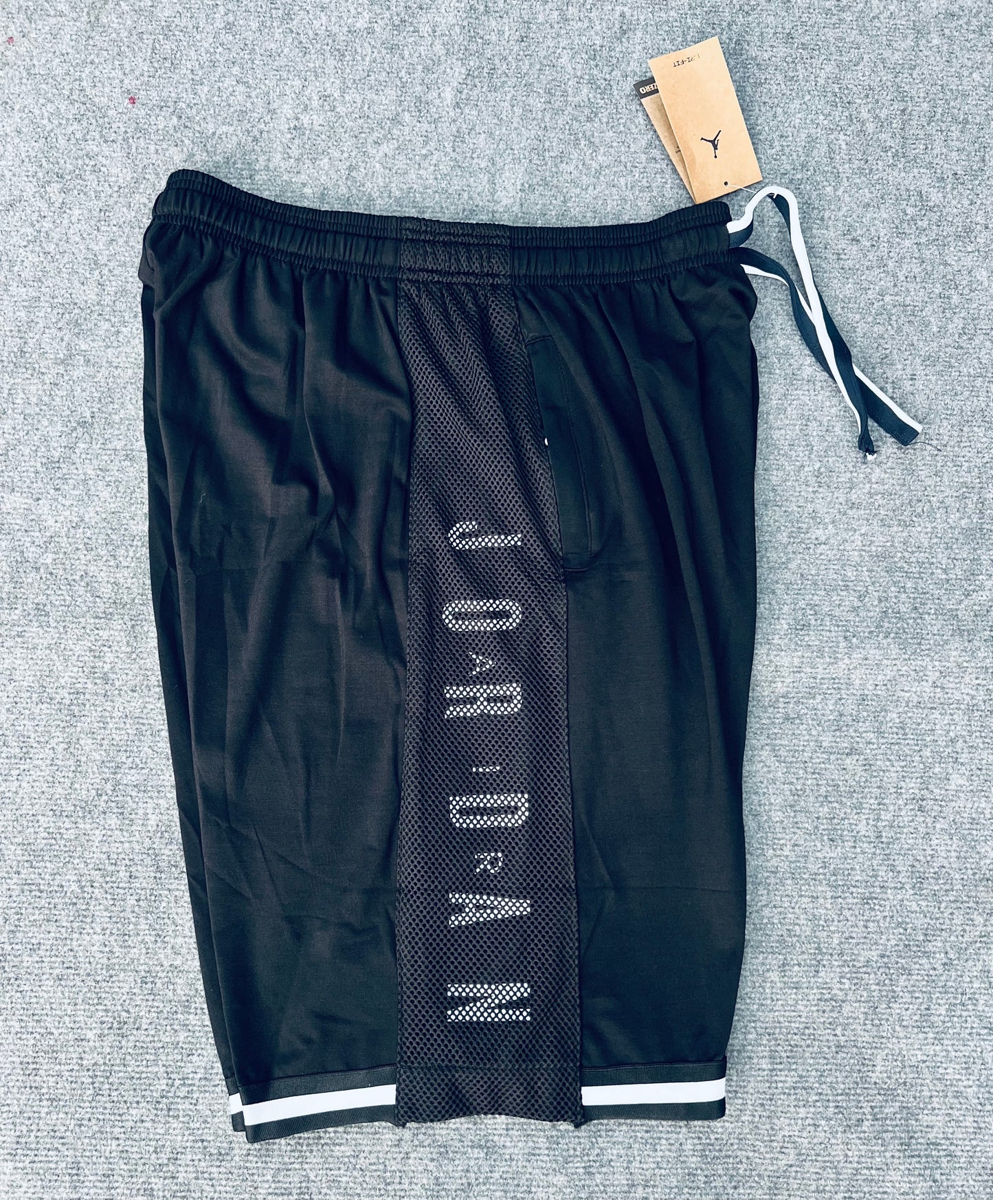 Short loisir Jordan noir (bande blanc) avec fermeture SSMSJ06
