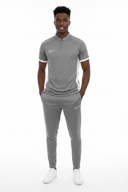 Ensemble T-shirt col roulé & Jogging Nike (Gris)– Style Sport Premium