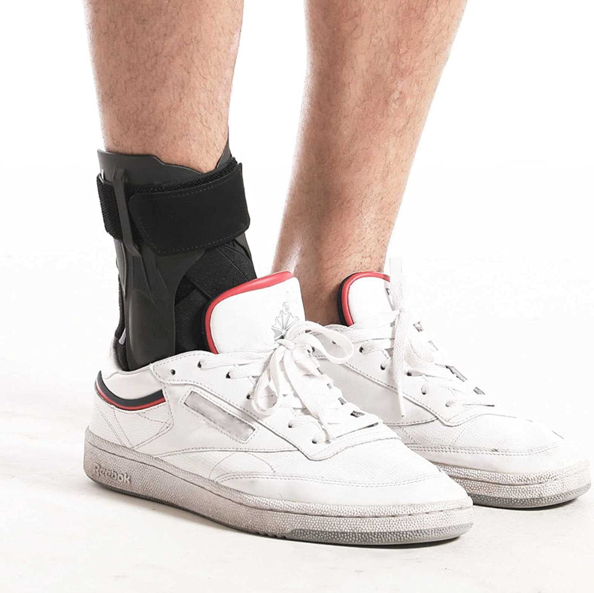 Attelle de Cheville – Soutien Réglable pour Sport et Rééducation