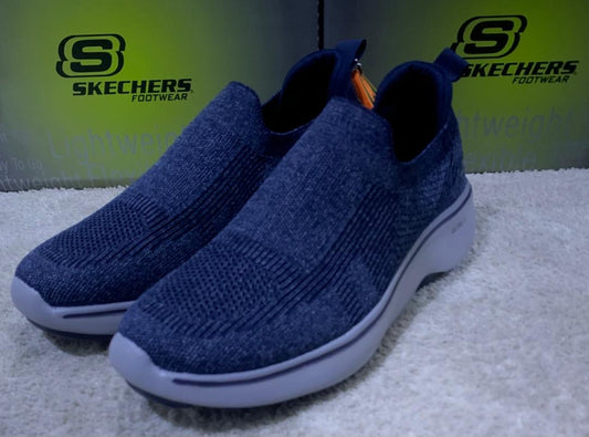 Chaussure Skechers ultra go (Marine) Étirer