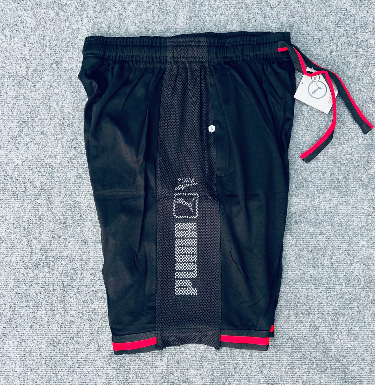 Short loisir Puma noir (bande Rouge) avec fermeture SSMSP08