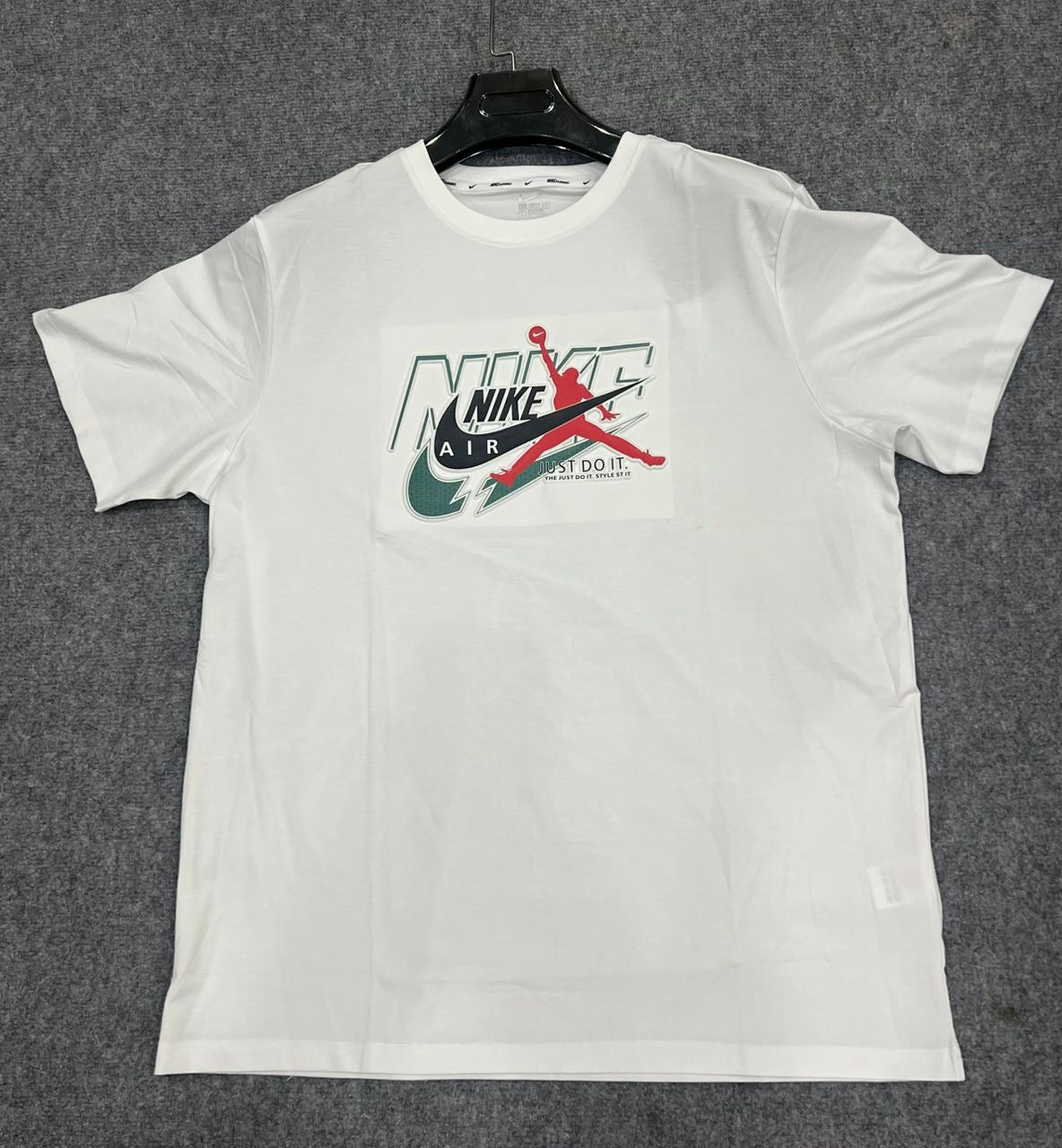 T-shirt Nike (Air Jordan) (4 couleurs disponible) TSMN04
