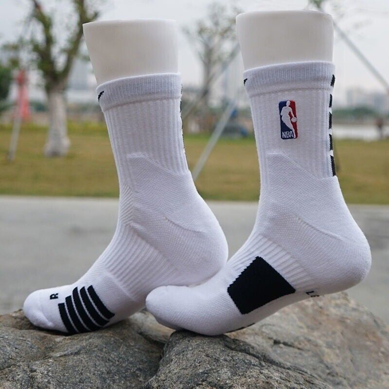 Chaussettes Nike Elite NBA blanche lewndi