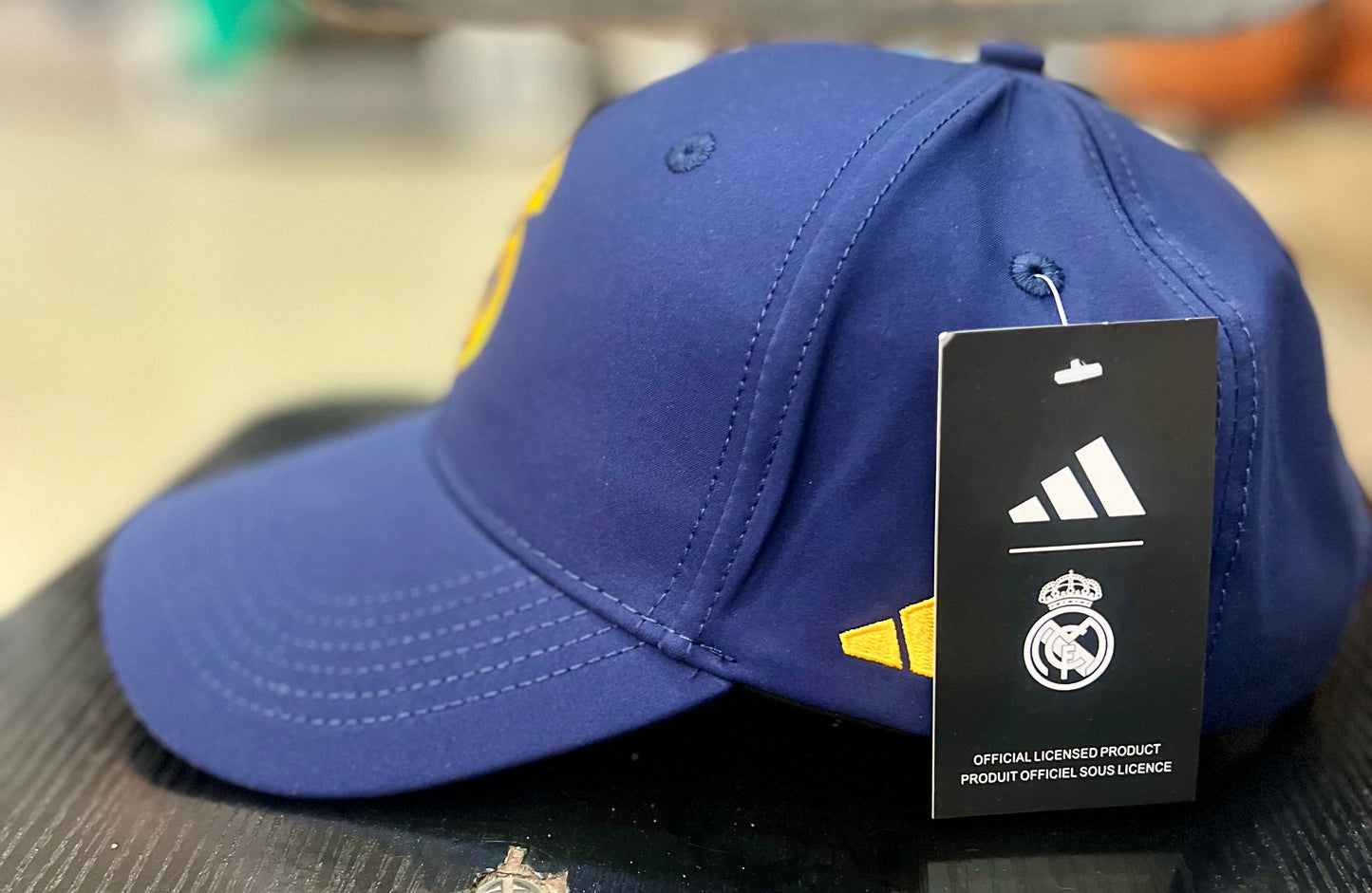 Casquette Real Madrid Bleu(Doré ) Ajustable – Logo Brodé | Unisexe