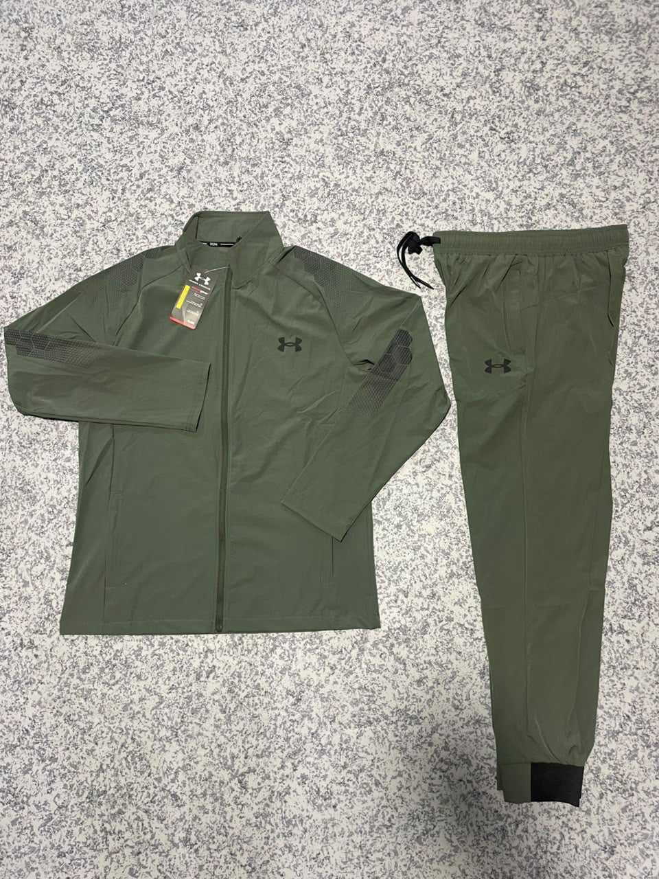 Ensemble Survêtement fitness UA avec fermeture (toile) Vert Militaire