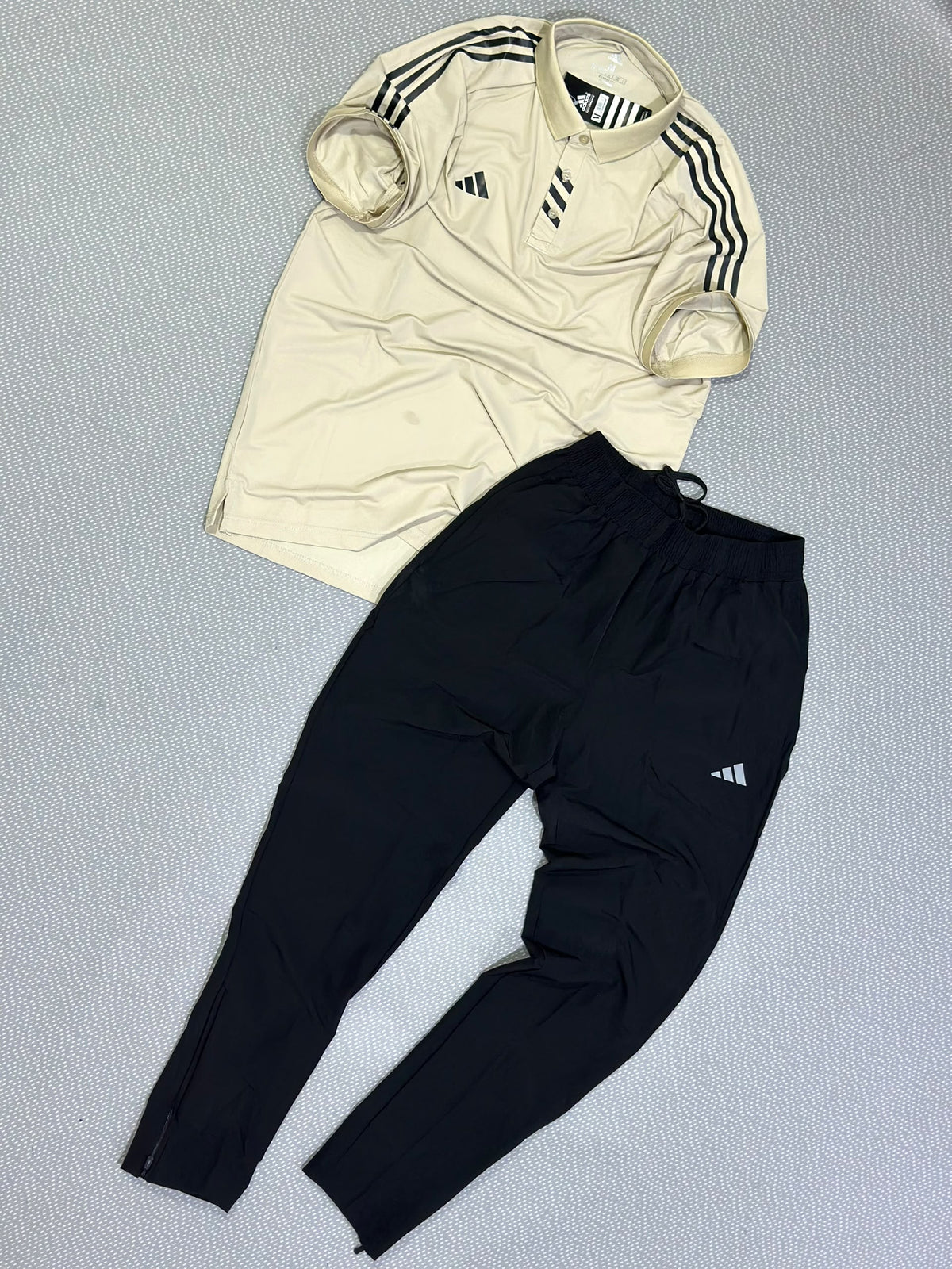 Ensemble Polo & Pantalon de Sport Adi-das (Beige/Noir) TSCETPA04