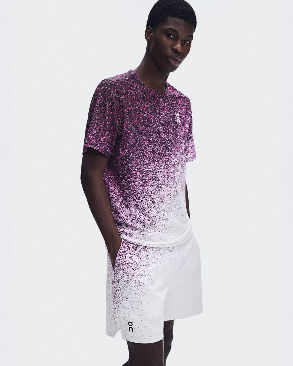 Ensemble Loisir T-shirt & Short avec fermeture – Dégradé Rose, Noir et Blanc