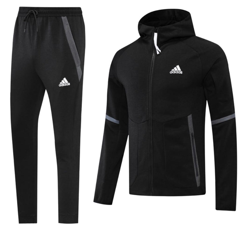 Ensemble survêtement Adidas(Noir) pro Gameday avec capuche